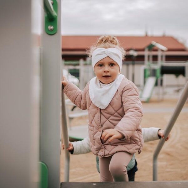 plac zabaw, hotel dla dzieci, hotel przyjazny rodzinom z dziećmi, atrakcje dla dzieci, czas wolny w hotelu, hotel wielkopolska2